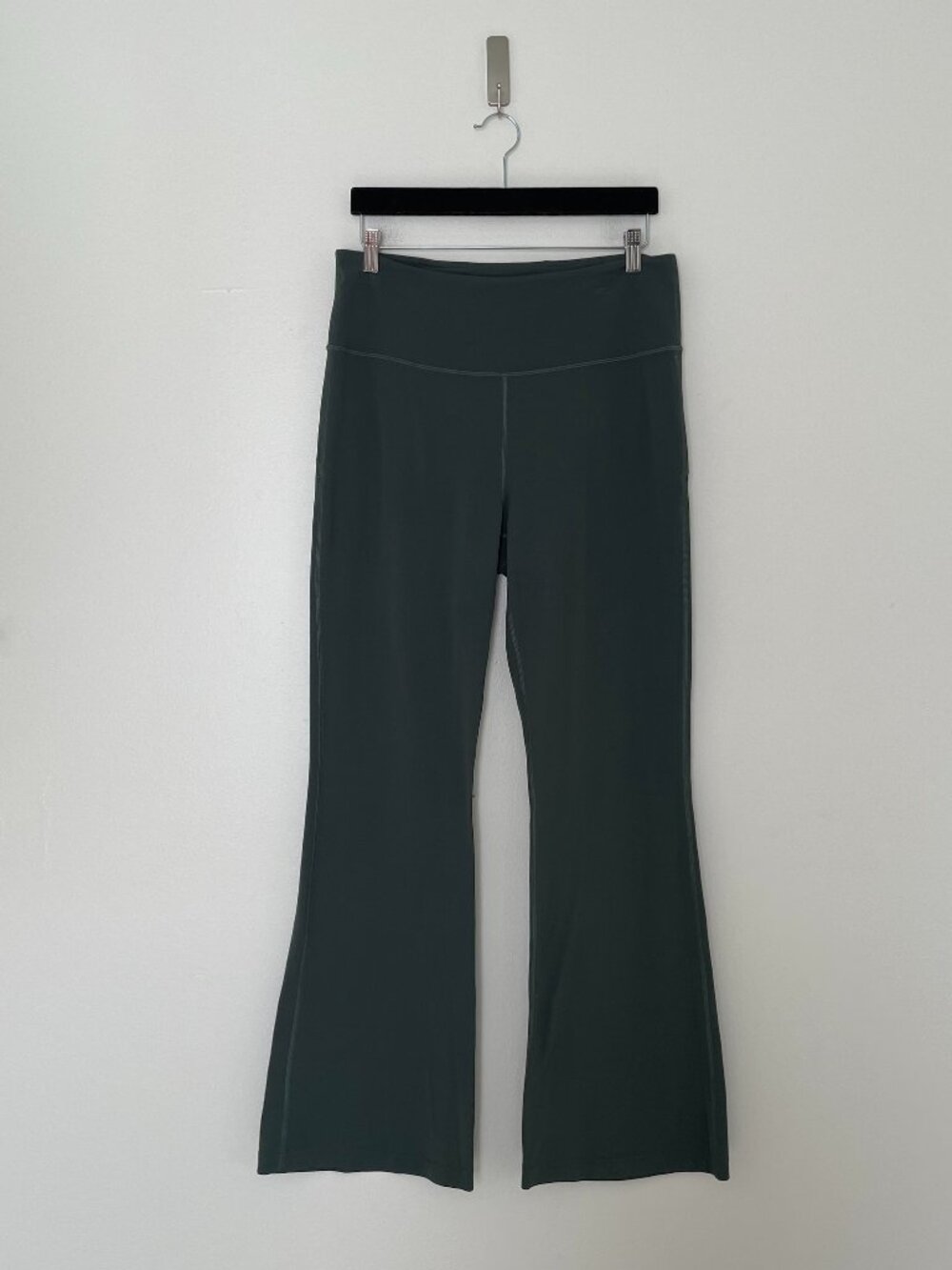Lululemon Groove Super-High-Rise Flared Pants Nulu Sage Size 14